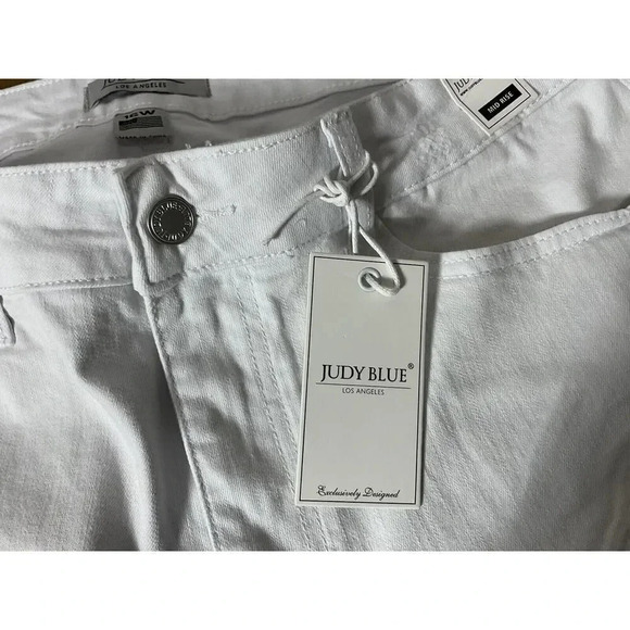 JUDY BLUE Jeans Womens 16W White Boyfriend Fit Stretch Distressed Mid Rise - Picture 9 of 15